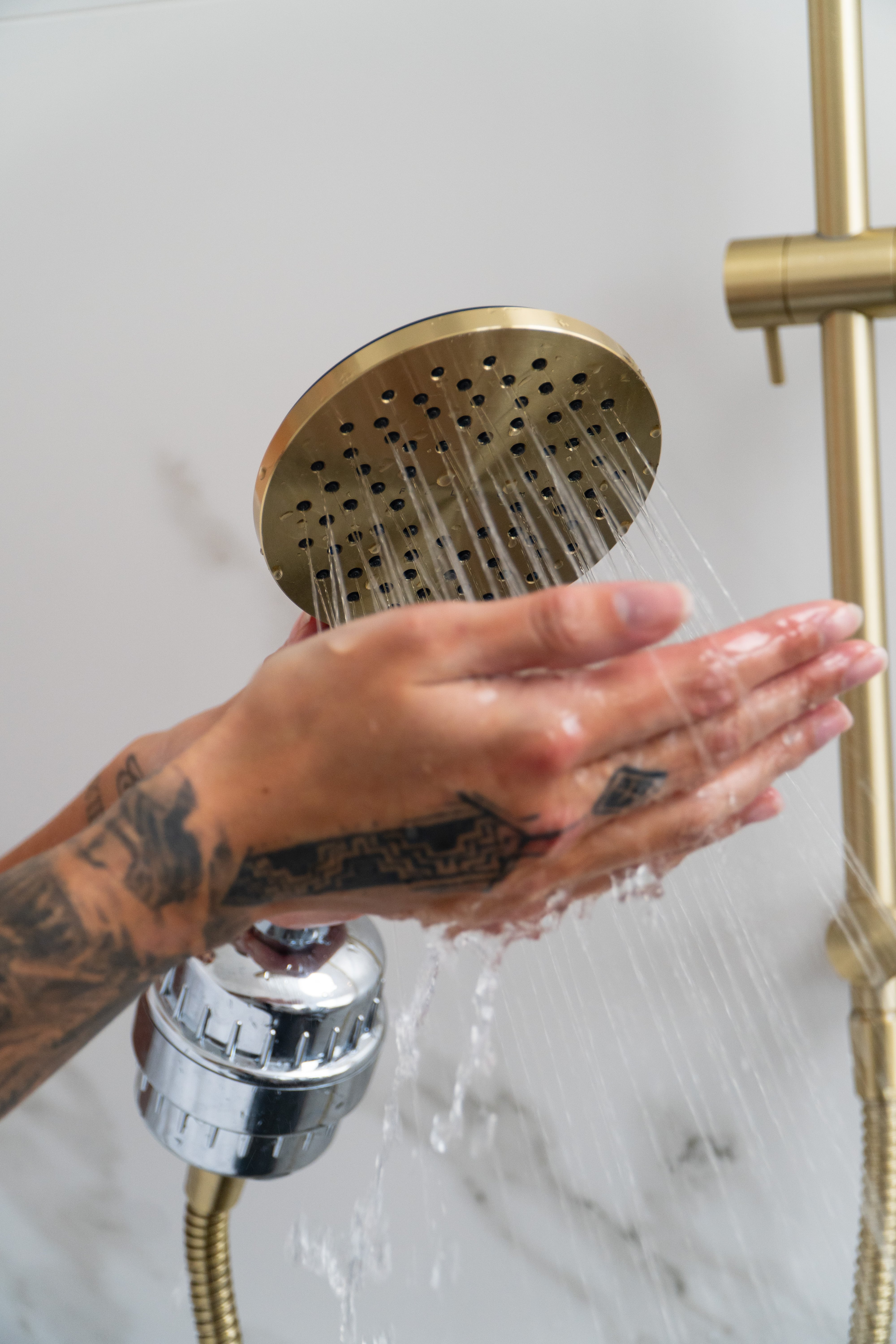 Hypoallergenic shower filters for soft skin